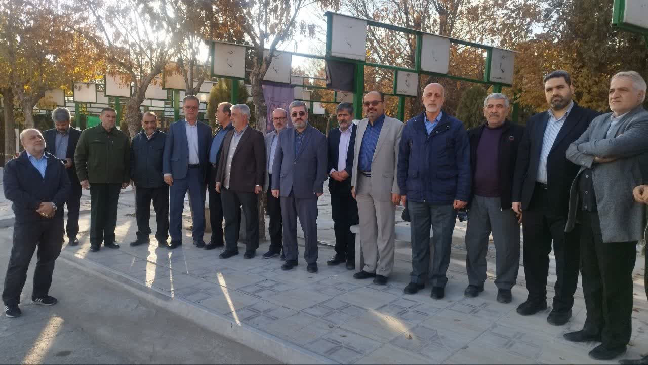 مراسم غبار روبی و عطرافشانی قبور شهدا در هفته بسیج