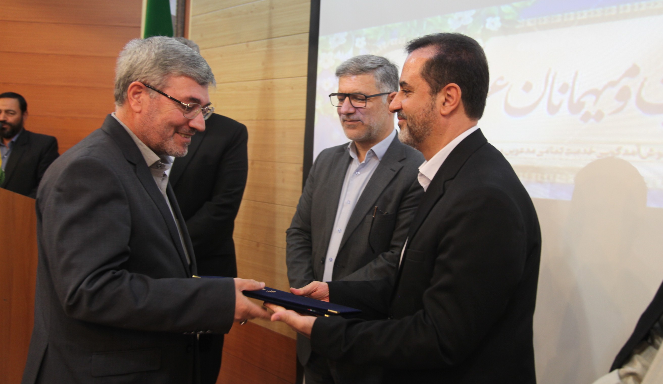 مراسم تودیع و معارفه مدیر حج و زیارت استان مرکزی