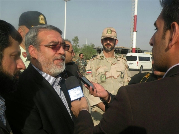 وزير كشور: زائران اربعين حسينی برای رفتن به عراق رواديد تهيه كنند
